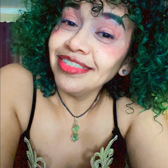 Meet your Posher, Chela - Picture 10 of 15